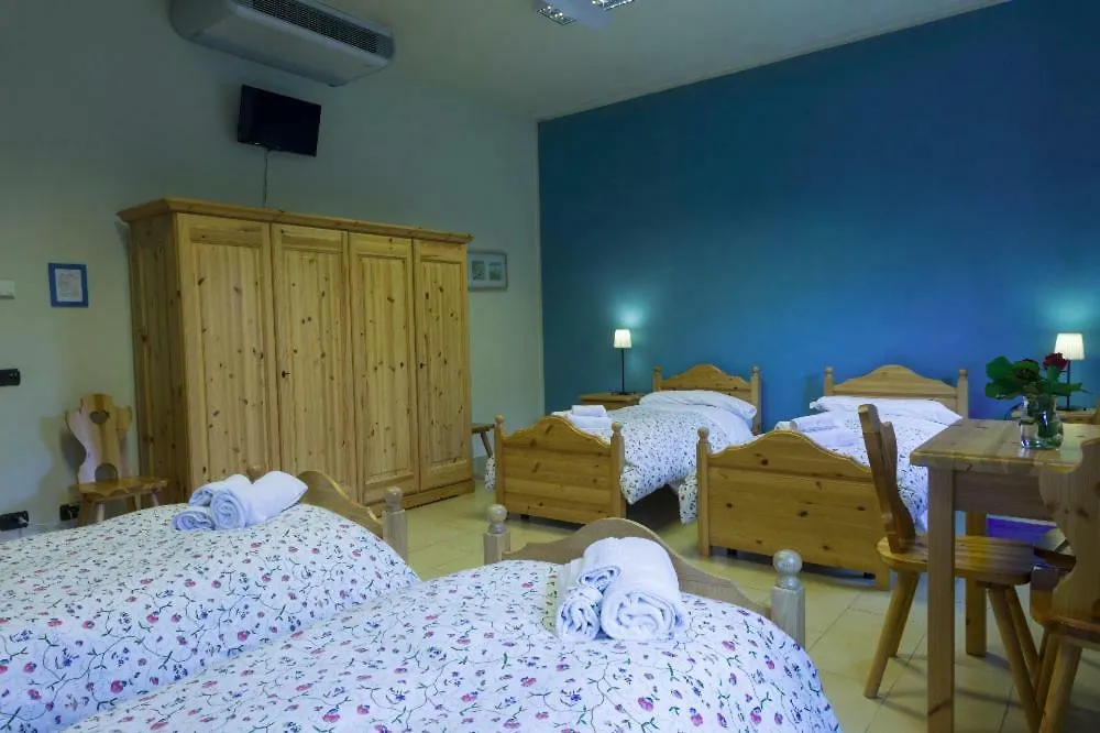 Han/Misafirhane Il Rio Di Vorno Otel Capannori